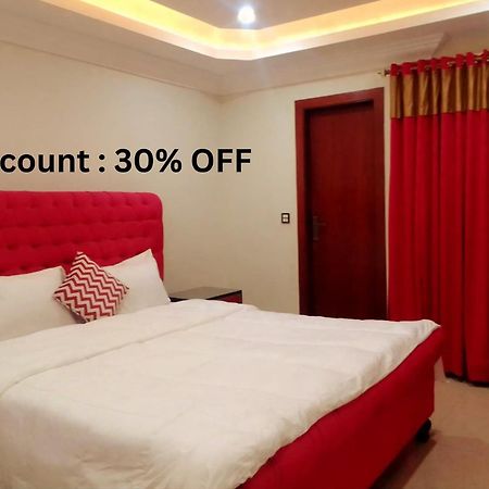 Royal Galaxy Hotel & Residence - Near Islamabad International Airport & Motorway Dış mekan fotoğraf